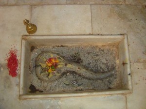 Jayatheertharu in the form of snake @ Yeragola