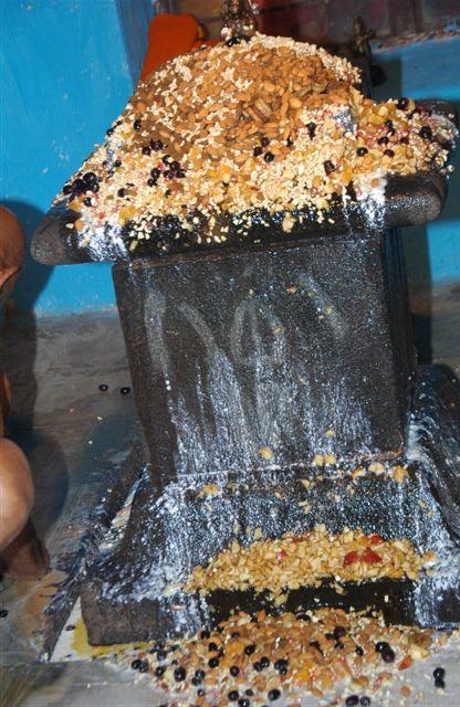 Satyajnana tirtha